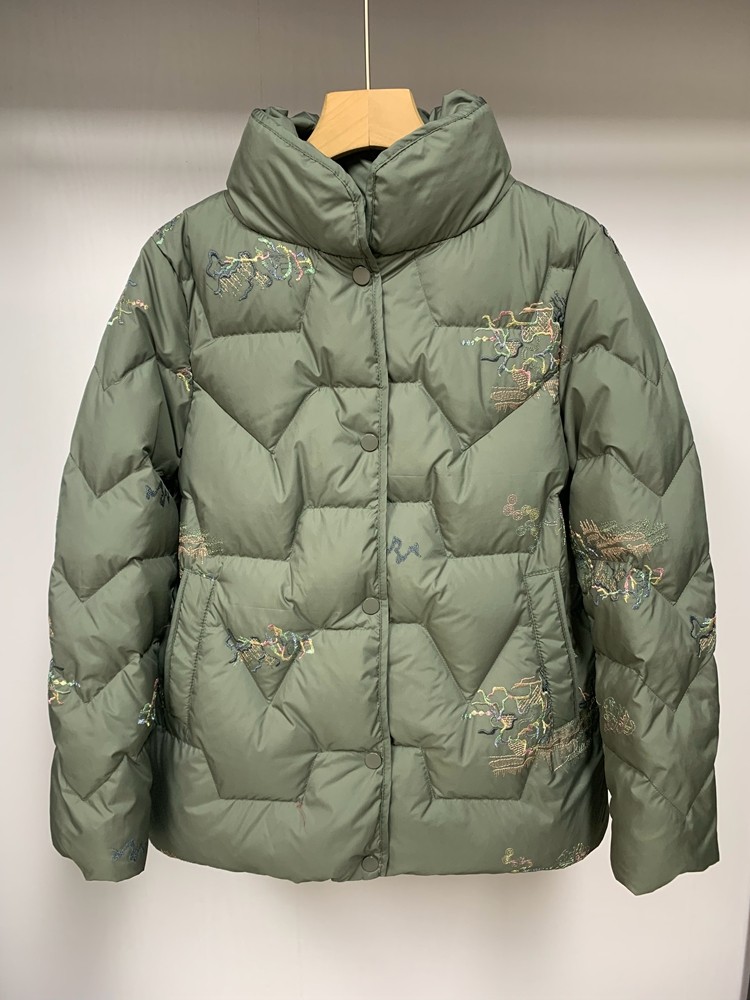 商场货冬季妈妈装90绒羽绒服抗寒保暖宽松中老年白鸭绒短款外套女,女装/女士精品,中老年女装,淘宝优惠券,粉丝福利购,淘宝优惠卷