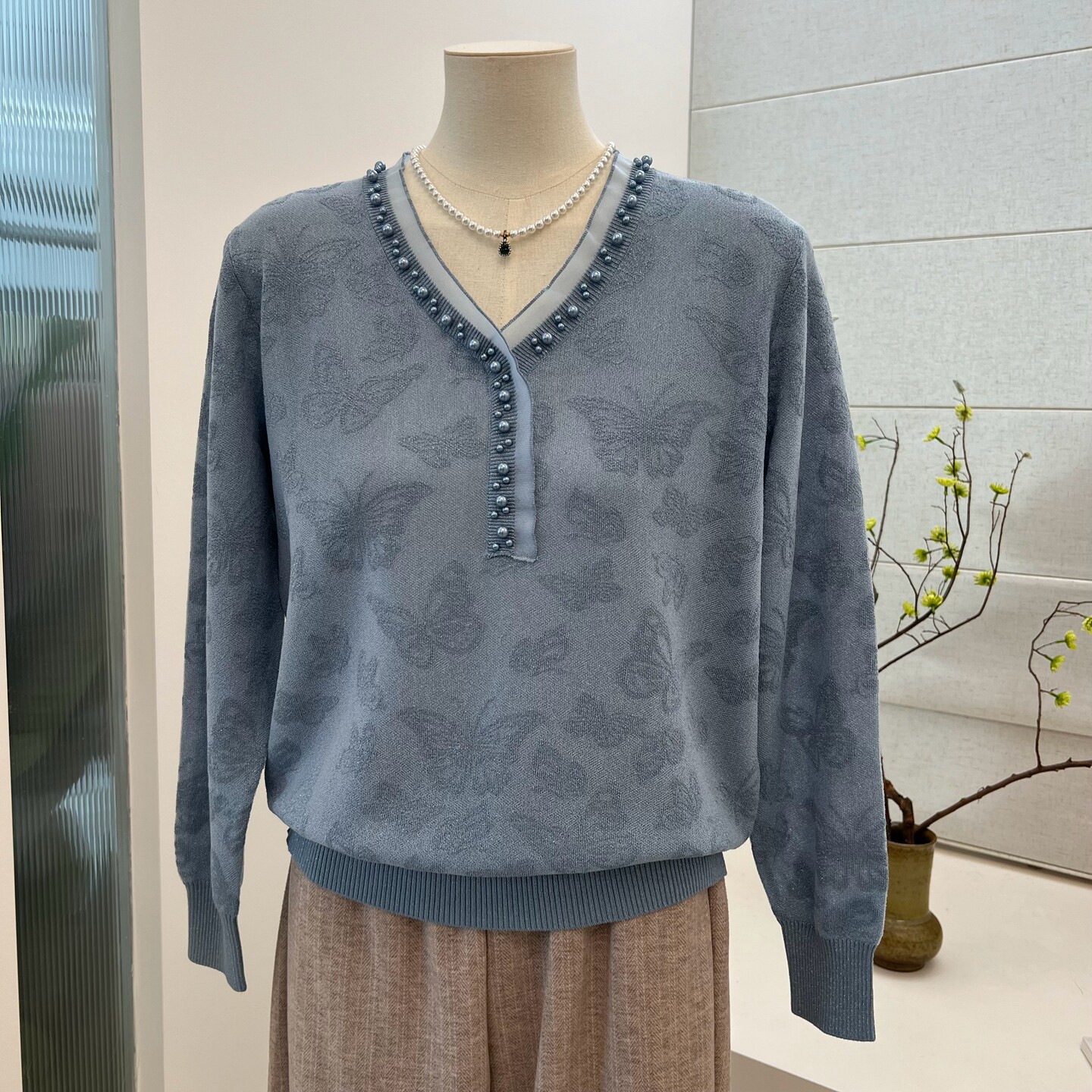 春秋新款妈妈装针织衫上衣中老年V领套头钉珠薄款秋季长袖打底女