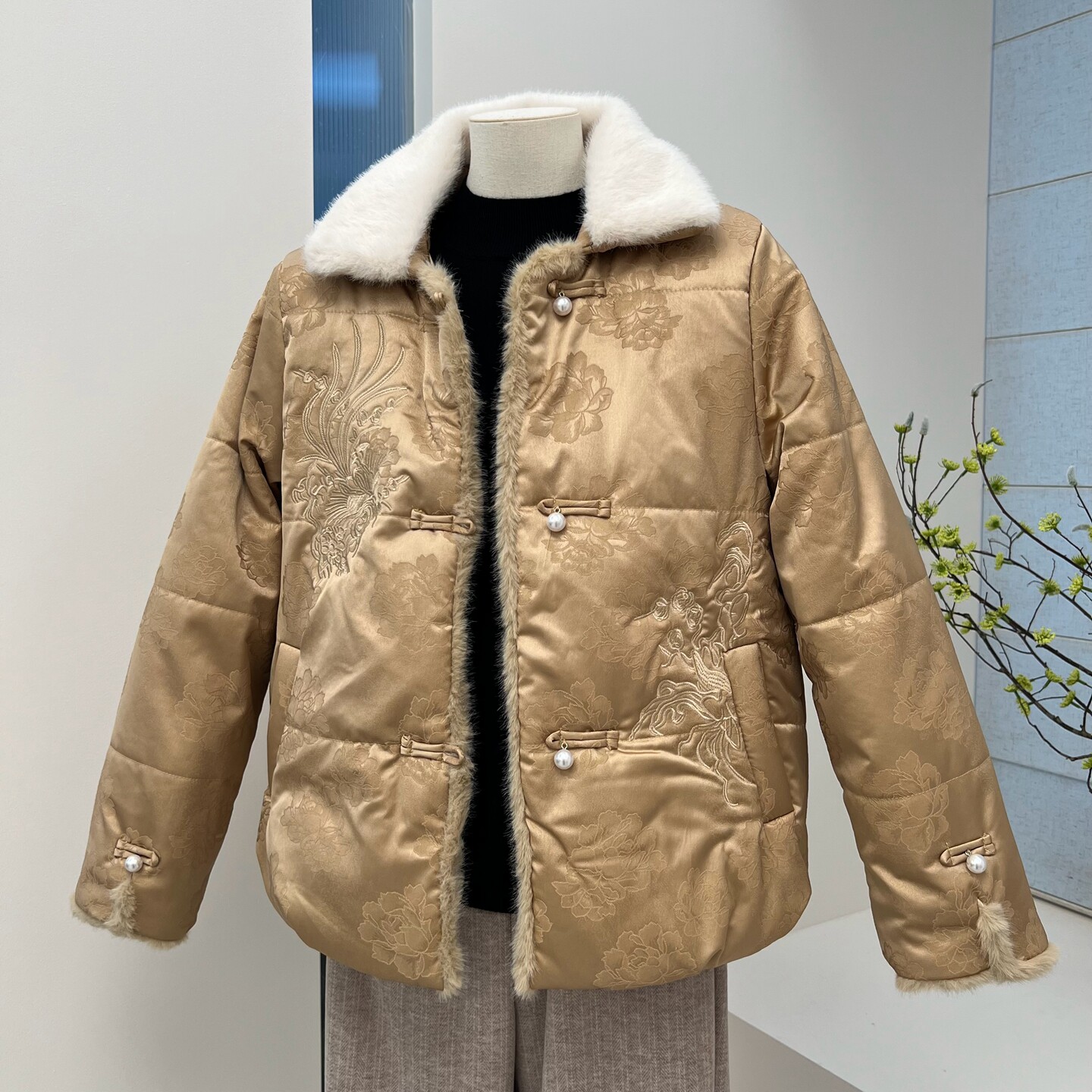 新中式国风中老年棉服女妈妈装冬季新款刺绣保暖宽松棉衣外套上衣