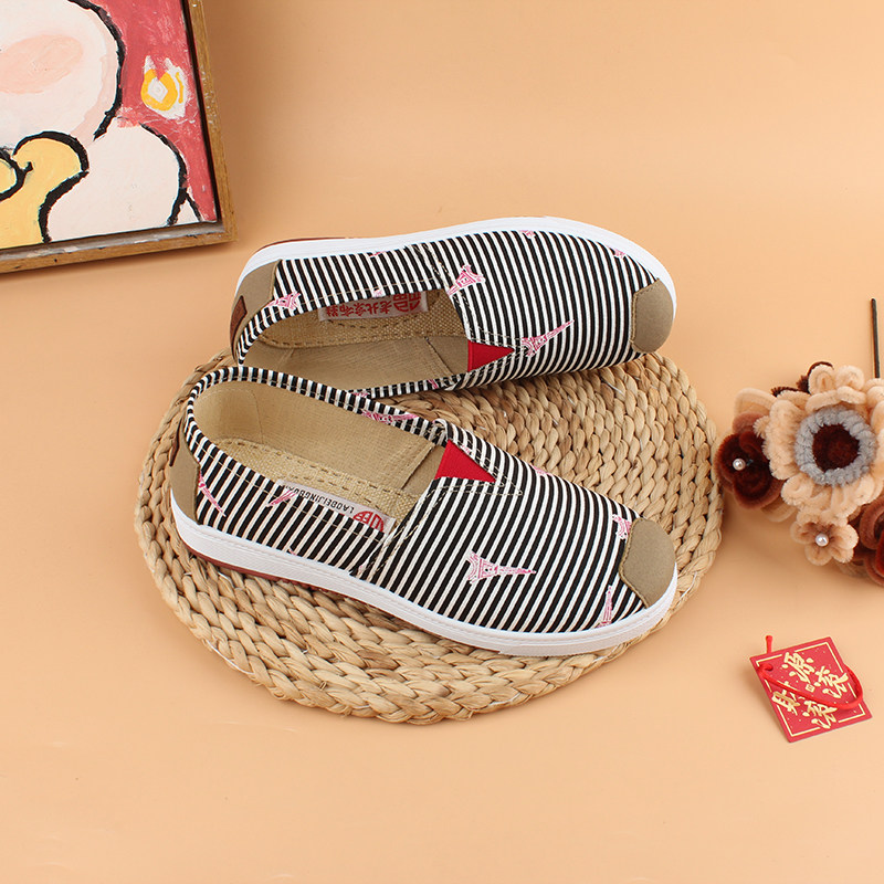 老北京布鞋女2025春季新款懒人一脚蹬工作单鞋软底防滑轻便妈妈鞋,女鞋,传统布鞋,淘宝优惠券,粉丝福利购,淘宝优惠卷