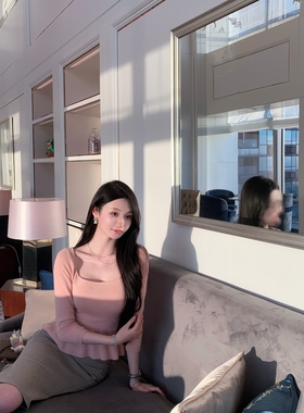 小铃兰Wcouture原创经典 高腰花边下摆 定制纯羊绒亮丝针织上衣