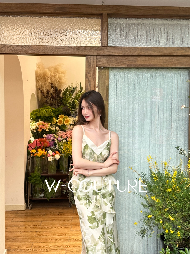 不对称双层荷叶边度假连衣裙