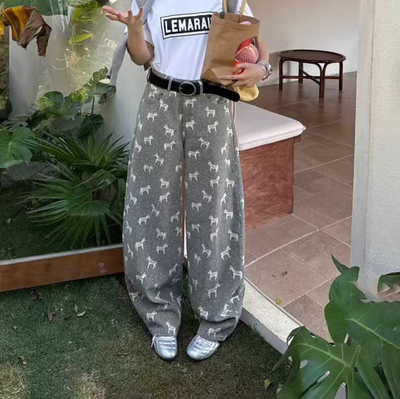 爆犀牛2026春季新款小马刺绣弯刀休闲牛仔裤女高腰宽松香蕉阔腿裤,女装/女士精品,牛仔裤,淘宝优惠券,粉丝福利购,淘宝优惠卷