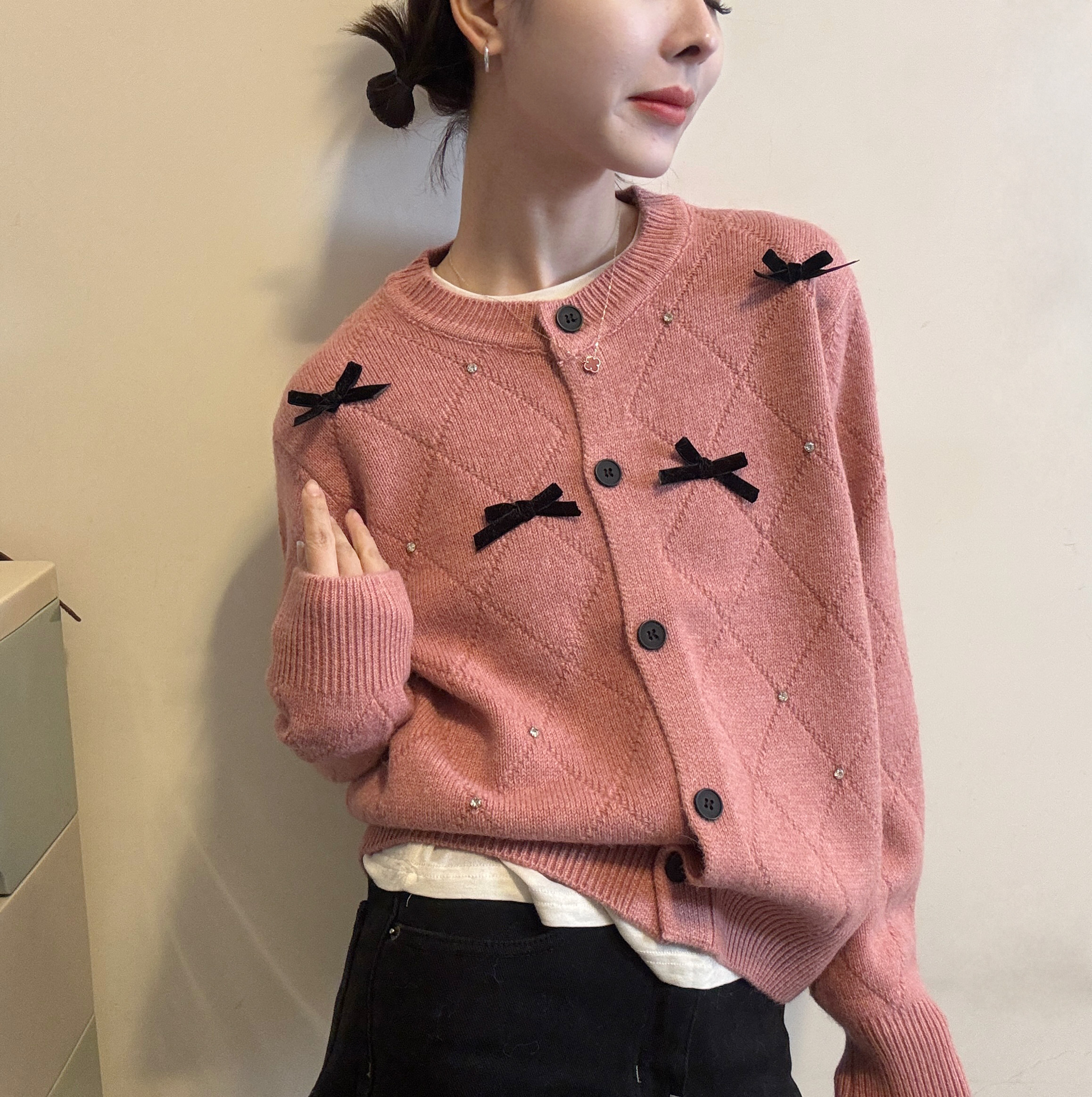 时尚蝴蝶结镶钻宽松羊毛针织开衫