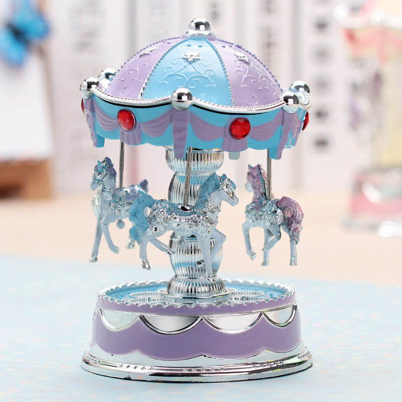 GLOWING CAROUSEL MUSIC BOX BIRTHDAY CAKE DECORATION ORNAMENTS BAKING DECORATIONS PLUG-INS MUSIC BOXES TANABATA GIFTS