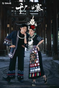 新款侗族服装女情侣少数民族风男士套装古城旅拍摄影苗族写真服装