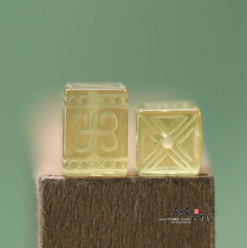 纯天然原矿精雕黄晶方桶珠10*13mm通孔百搭挂件国潮配饰配件D173