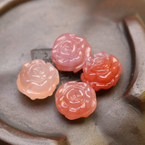 天然南红玛瑙牡丹圆珠小吊坠