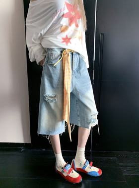 高街廓形复古蓝牛仔中裤女2025秋季休闲阔腿宽松五分裤送腰带丝巾
