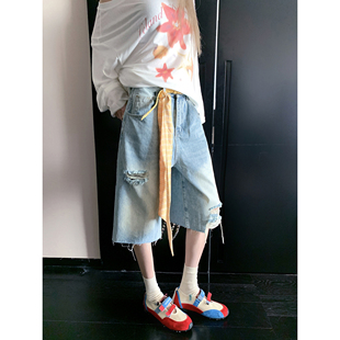 高街廓形復(fù)古藍(lán)牛仔中褲 送腰帶絲巾 闊腿寬松五分褲 女2025夏季