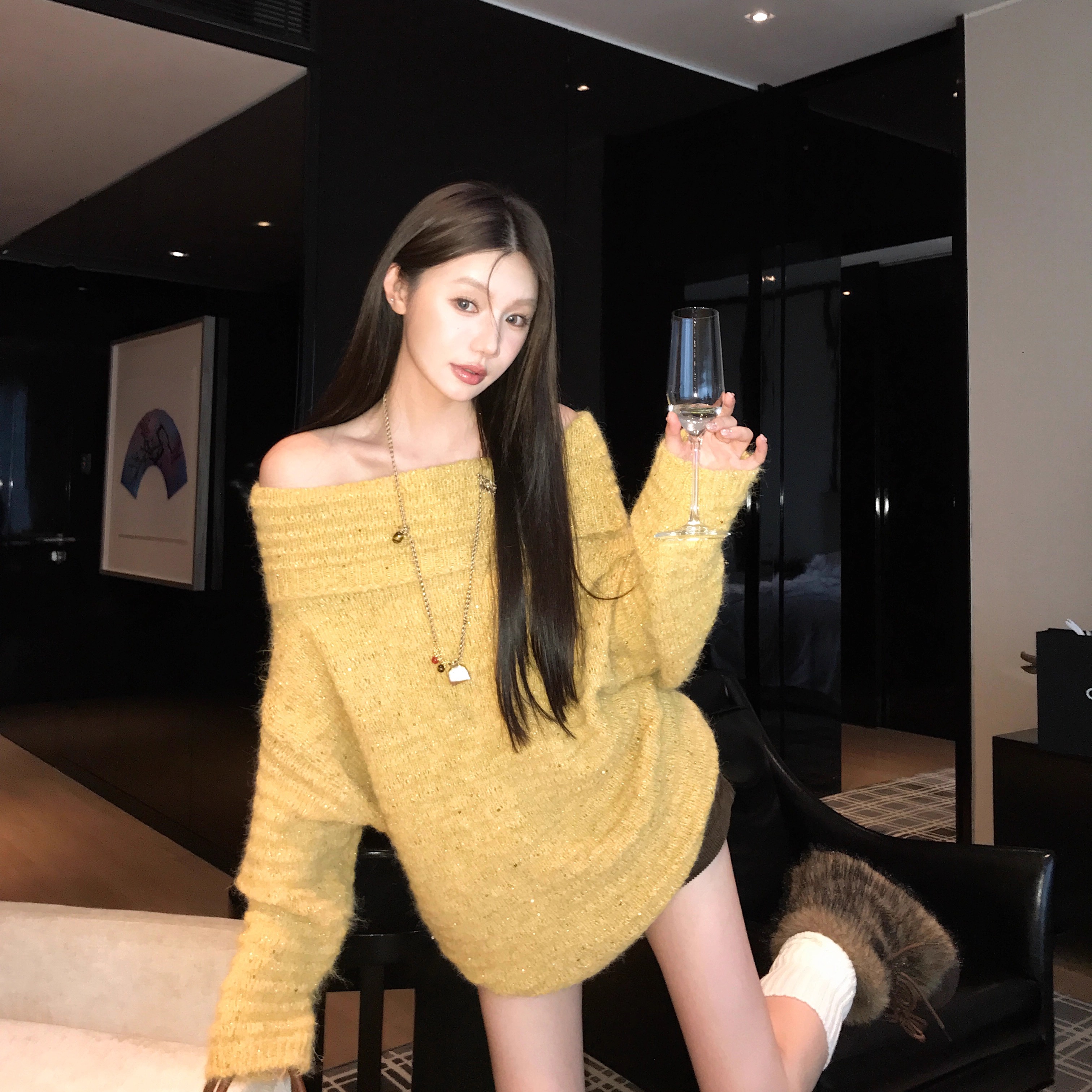 黄色一字肩毛衣中长款女秋冬2025