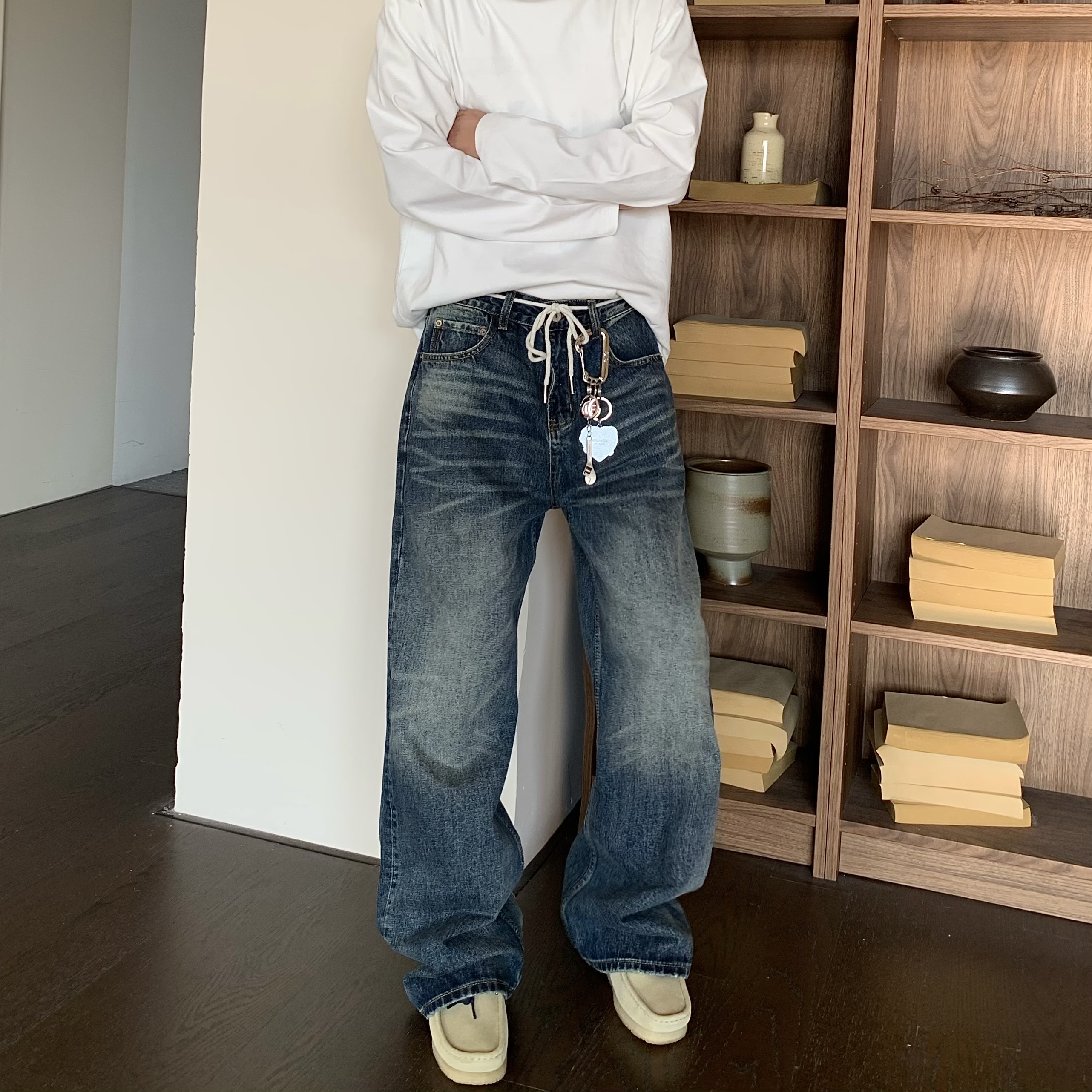 HY711雾隐猫须水洗廓形牛仔裤