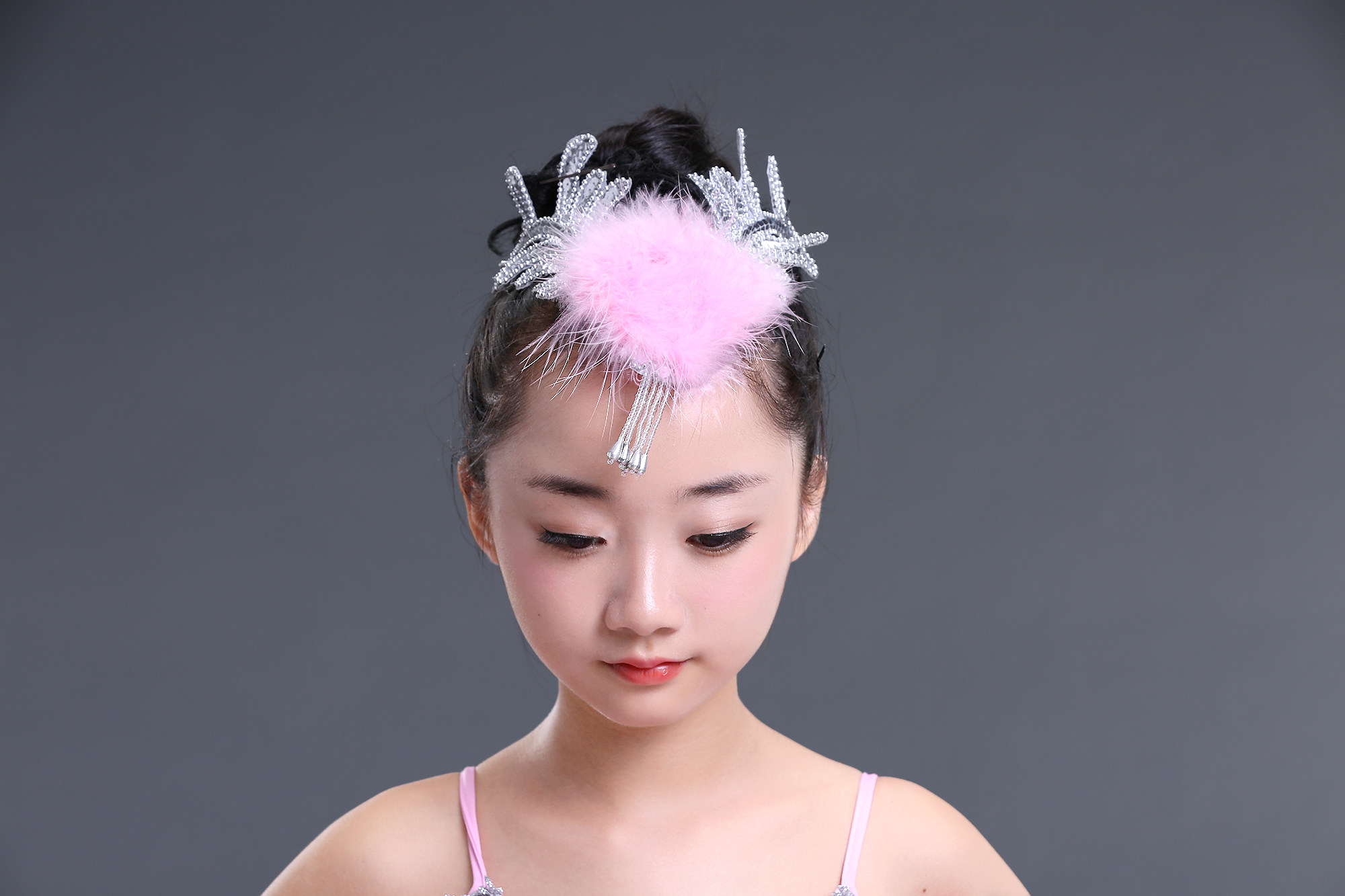 芭蕾舞头饰羽毛儿童舞台表演唯美