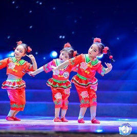 小荷风采儿童秧歌服小辫子甩三甩民族舞蹈服中国娃娃舞台演出服装