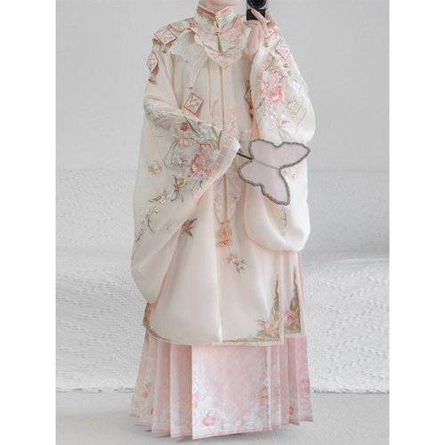 汉服女明制马面裙簪花重工刺绣