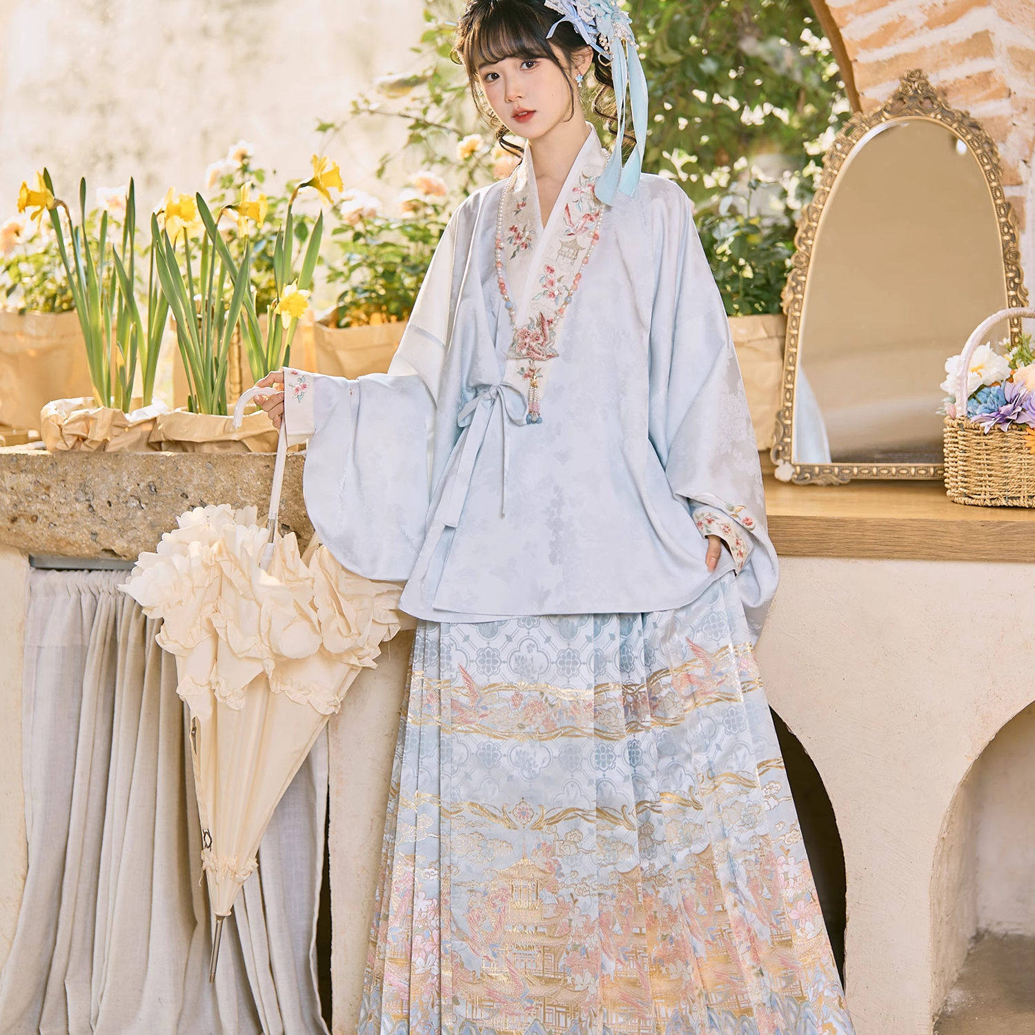 春秋新款燕云亭原创汉服明制琵琶袖织金妆花马面裙女汉洋折衷套装,女装/女士精品,汉服半身裙,淘宝优惠券,粉丝福利购,淘宝优惠卷