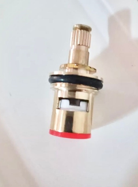 水嘴尖嘴水龙头转接头不锈钢快开铜阀芯4分洗衣机配件起泡器接口