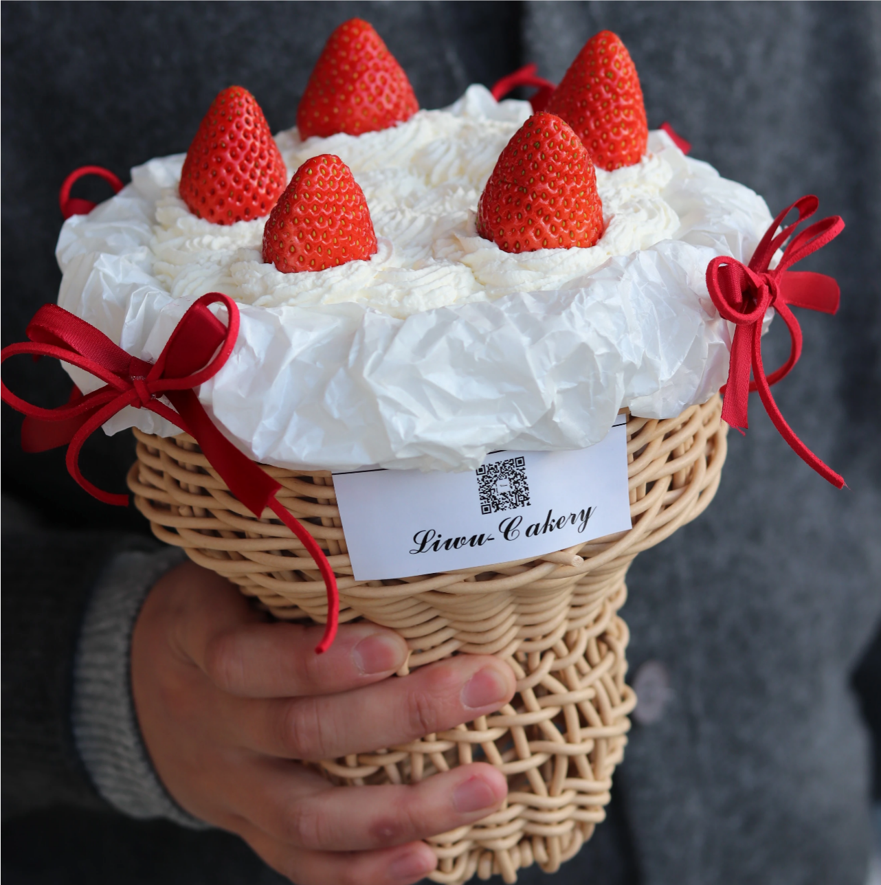 网红圣诞节雪梨纸草莓花束蛋糕装饰摆件创意冰激凌花托手捧花篮