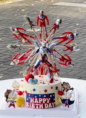 奥特曼打怪兽摩天轮生日蛋糕插牌