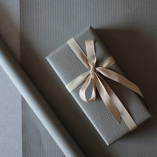 BG青灰色女神礼品包装纸立体凹凸编织花纹质感典雅礼盒120克加厚