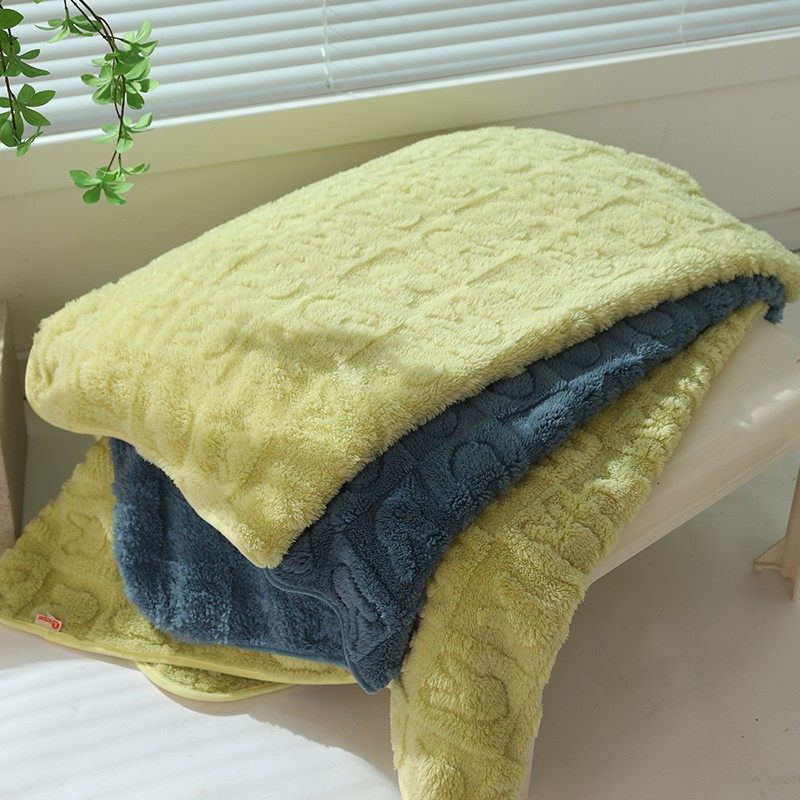 宠物毛毯夏天狗狗毯子幼猫专用地毯睡垫夏季宠物用品狗垫子睡觉用,宠物/宠物食品及用品,猫狗垫子,淘宝优惠券,粉丝福利购,淘宝优惠卷