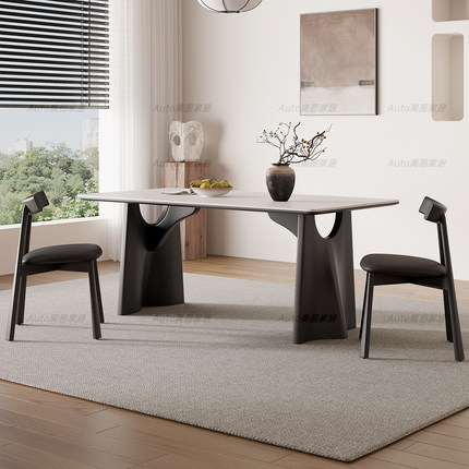 意式极简岩板餐桌小户型家用现代简约法式侘寂风长方形实木餐桌椅