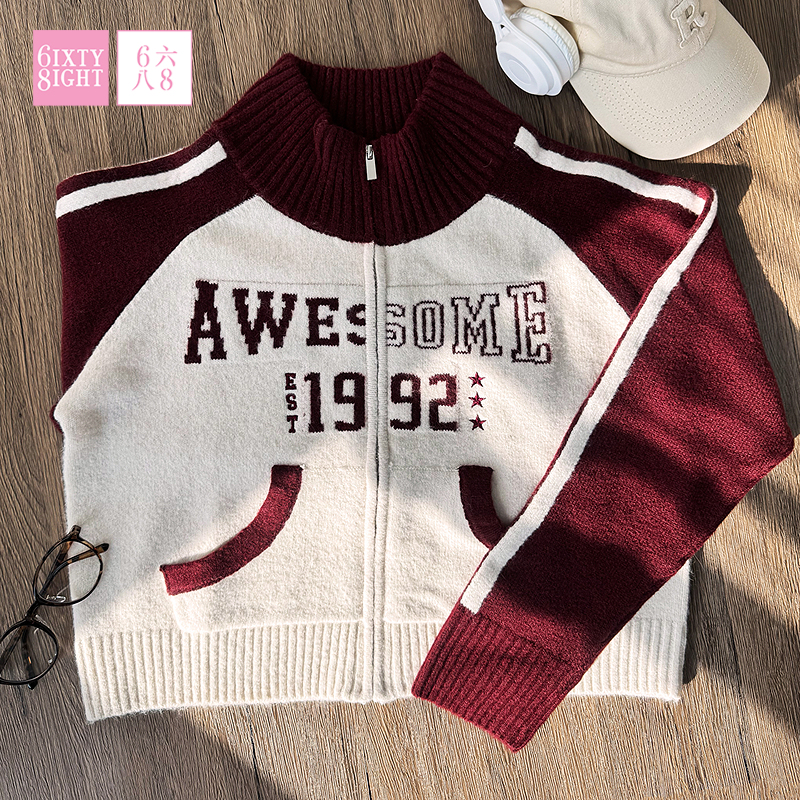 68女装校园风时尚字母提花高领针织外套长袖时尚撞色上衣