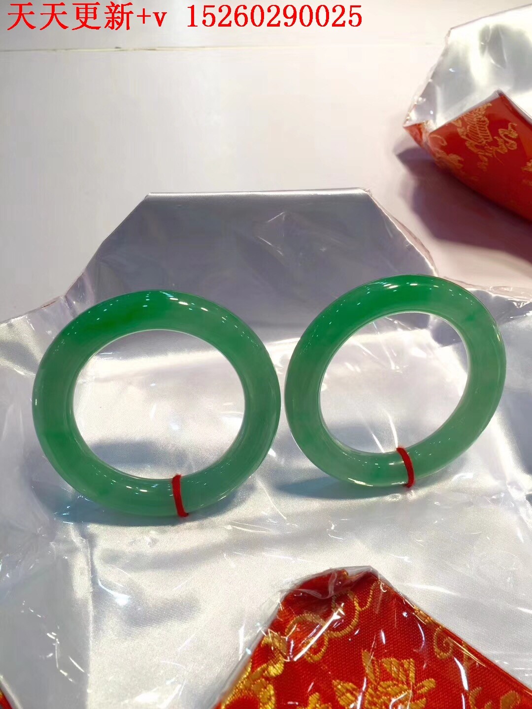 翡翠手镯缅甸天然a货冰种满色阳绿毛胚板料原石定制大圈口小圈口