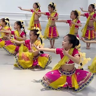 少女的祈祷舞蹈服印度舞服装女壮族苗族哈尼族民族舞蹈服花儿花儿