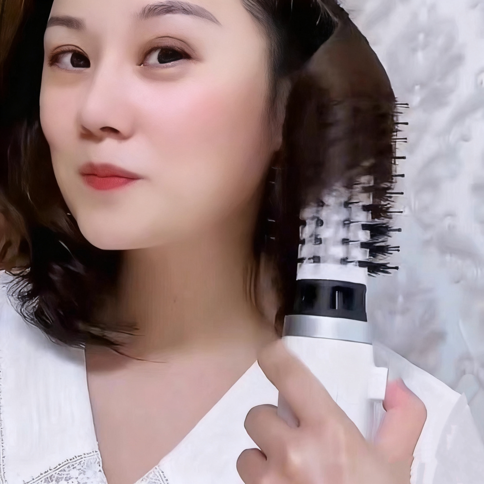 韩国吹风梳吹梳一体电吹风机梳子卷发棒二合一直发梳造型神器内扣