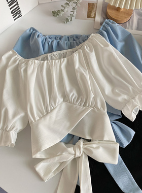 设计感辣妹一字肩系带蝴蝶结泡泡袖短袖高腰修身短款衬衫上衣女