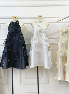 名媛气质甜美重工立体花朵镶钻挂脖无袖露肩A字连衣裙短裙女春夏