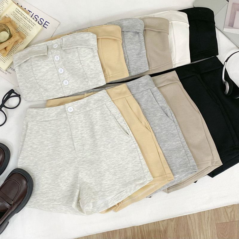 抹胸短款背心+阔腿短裤两件套