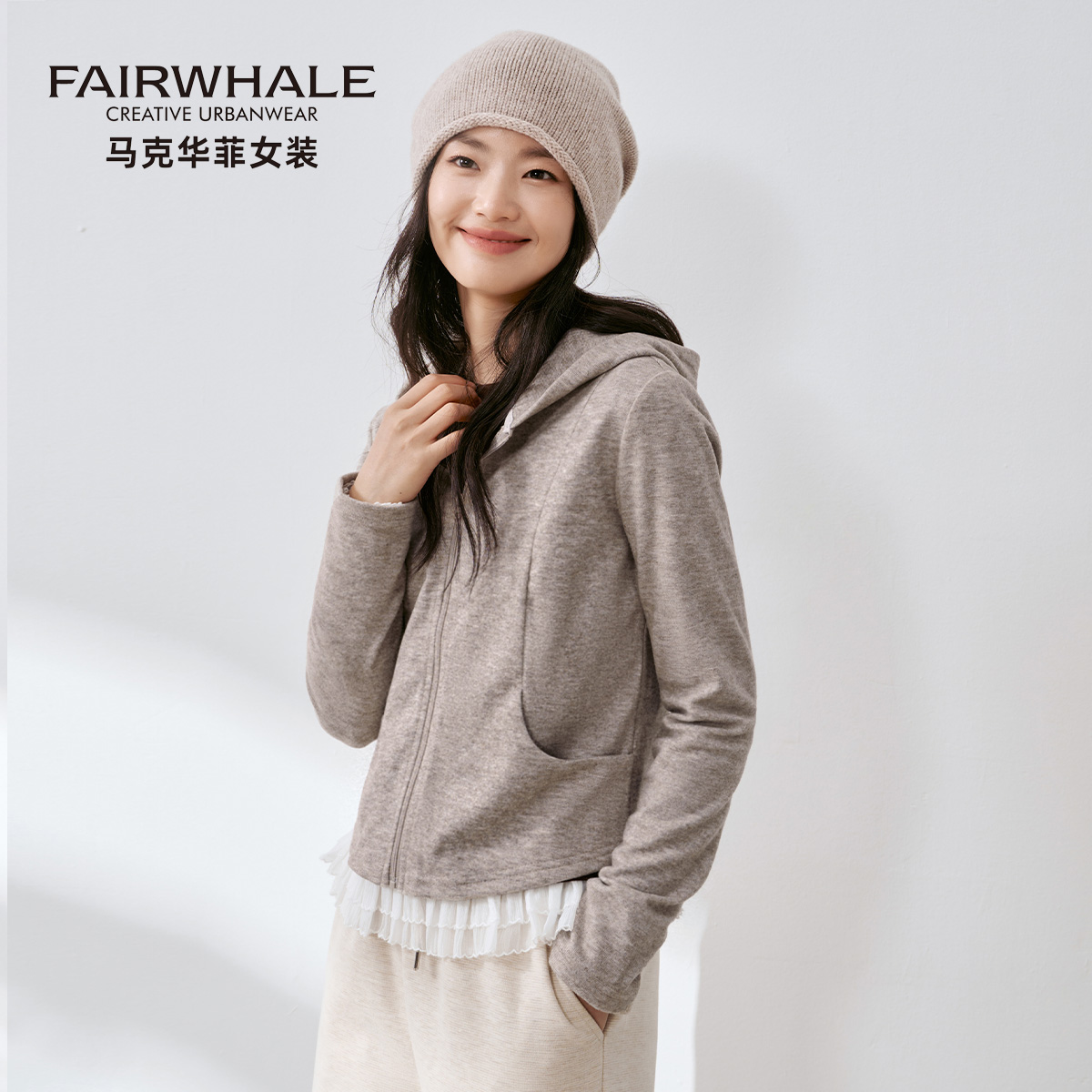 马克华菲短款休闲卫衣外套女修身