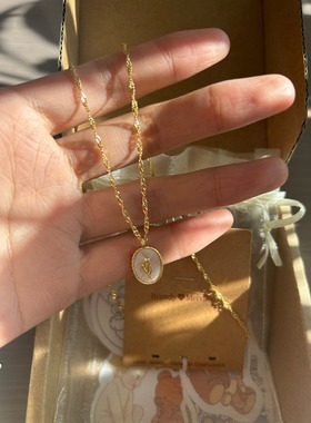 bm项链女新款椭圆玫瑰母贝吊坠锁骨链国内代购正品brandymelville