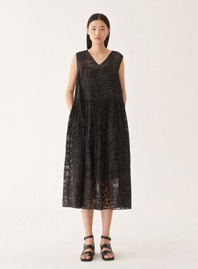 XZCV【在乎穿着 而非年龄】夏季通勤时尚百搭连衣裙