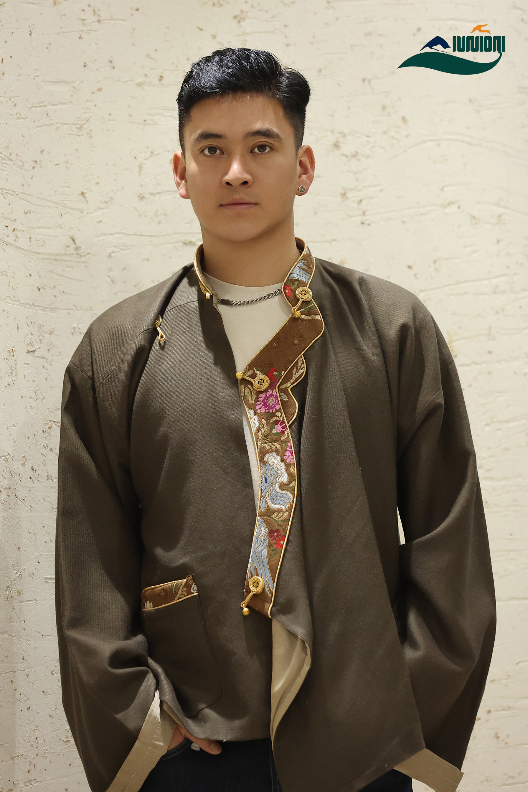 2024 NEW TIBETAN JACKET MENS SPRING AND SUMMER TIBETAN COSTUME TOP LINED TRADITIONAL TIBETAN ETHNIC STYLE TIBETAN CLOTHING