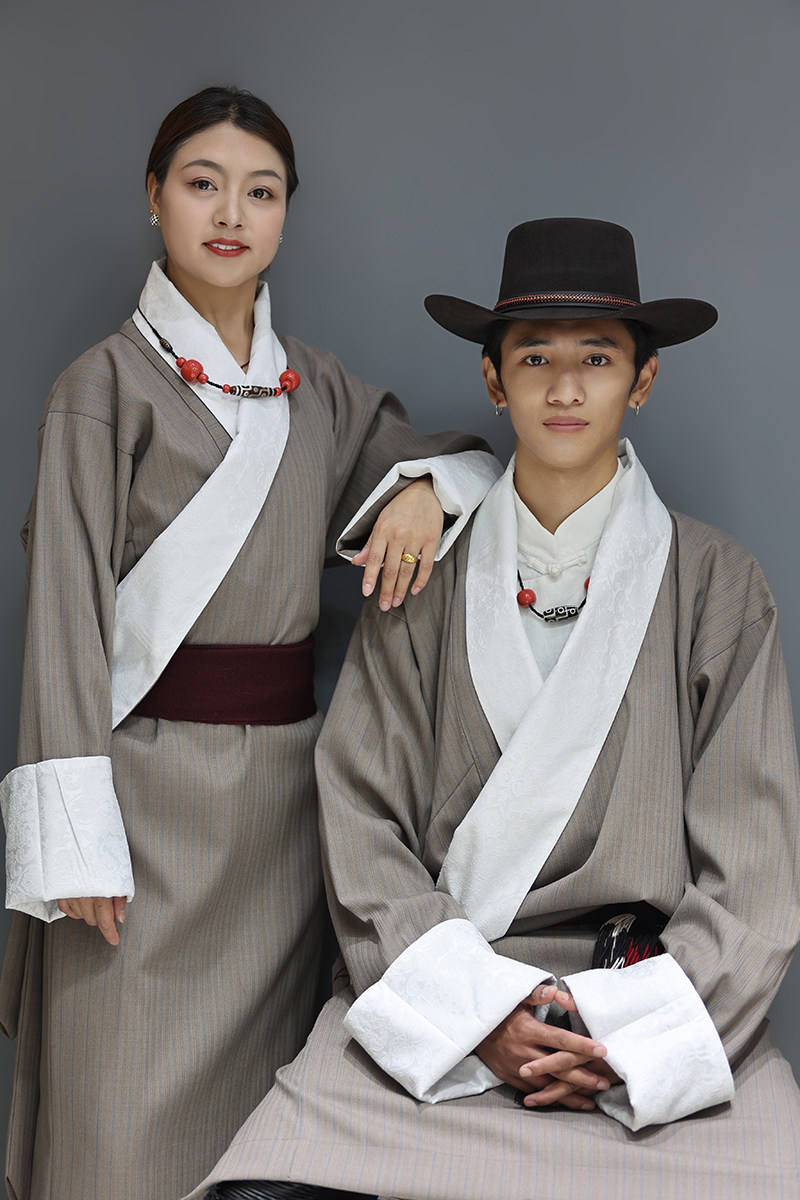 新款藏服情侣藏装女藏袍男装婚礼装夏季结婚照服装不丹服西藏服袍