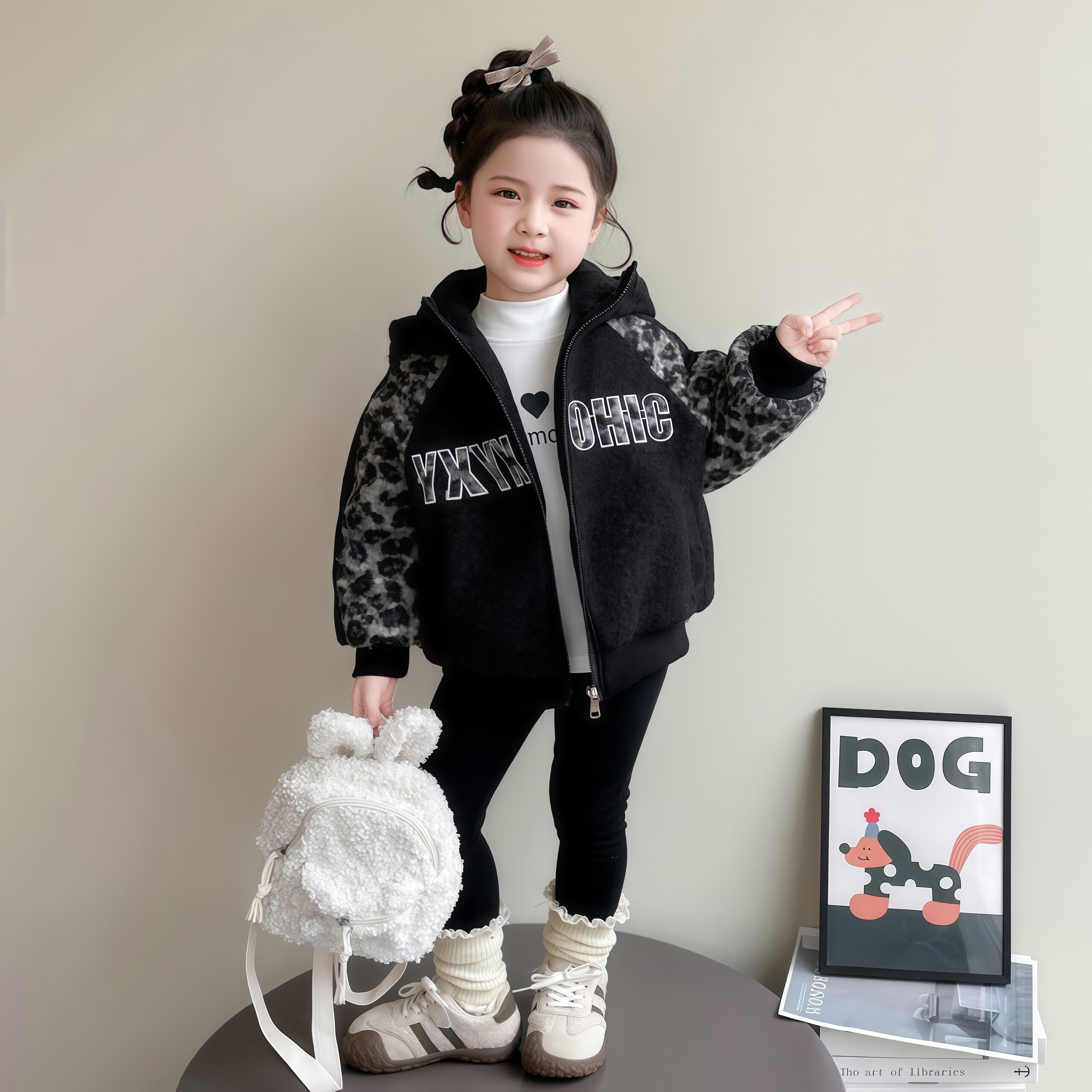 女童毛毛外套秋冬2026新款中大童甜酷运动风宽松加棉棒球服夹克衫