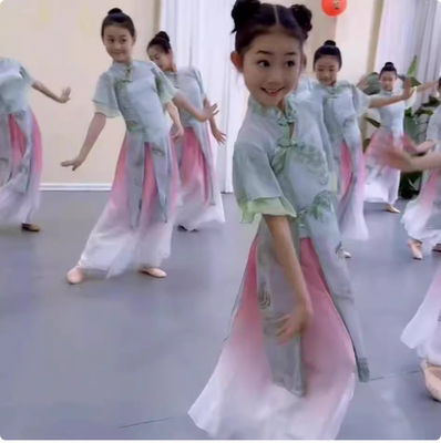 抖音小月儿同款冠玉舞蹈服城外小月亮中国风国潮古典舞儿童演出服