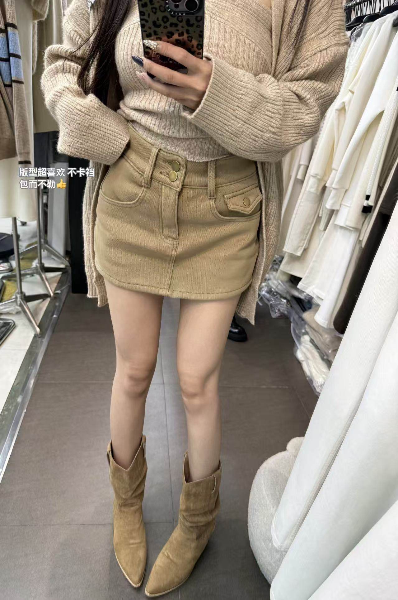 Match2025秋冬新款高级感简约气质高腰显瘦A字半身裙女百搭短裙