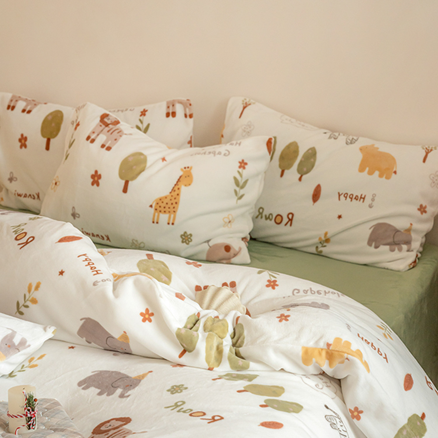 可爱动物园保暖牛奶绒四件套冬季加厚儿童床上用品珊瑚绒被套床单,床上用品,床品套件/四件套/多件套,淘宝优惠券,粉丝福利购,淘宝优惠卷