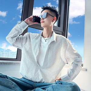S606/P68控98帅气小伙假两件松紧前短后长条纹衬衫男3图片