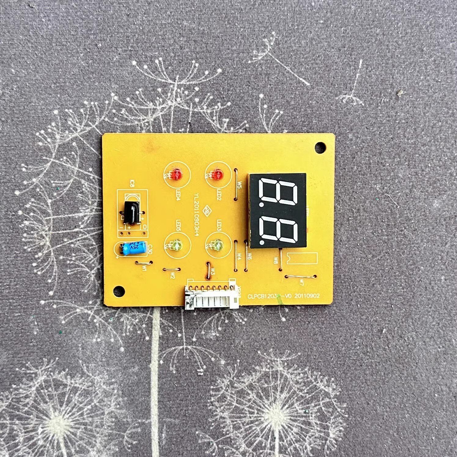 春兰空调型号kfr-25gw/vj3d-e2 接收器 23 32 35 clpcb1203p-v0