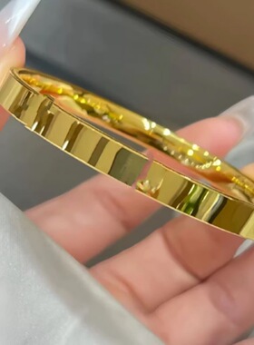 沙金饰品一字光面闭口手镯女一字螺纹设计感时尚仿真金首饰品批发