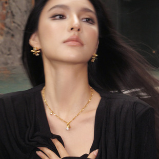 Boonee alus高级感水滴锆石项链女款春季搭配毛衣锁骨链2025新款