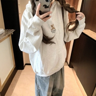 学院风刺绣小熊白灰色连帽卫衣女秋冬季加绒宽松百搭外套叠穿上衣