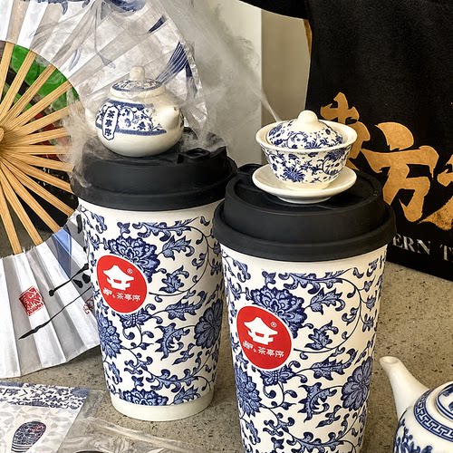 青花瓷釉上彩迷你小茶壶盖碗儿童青花套装高档茶壶仿真茶杯盘茶宠