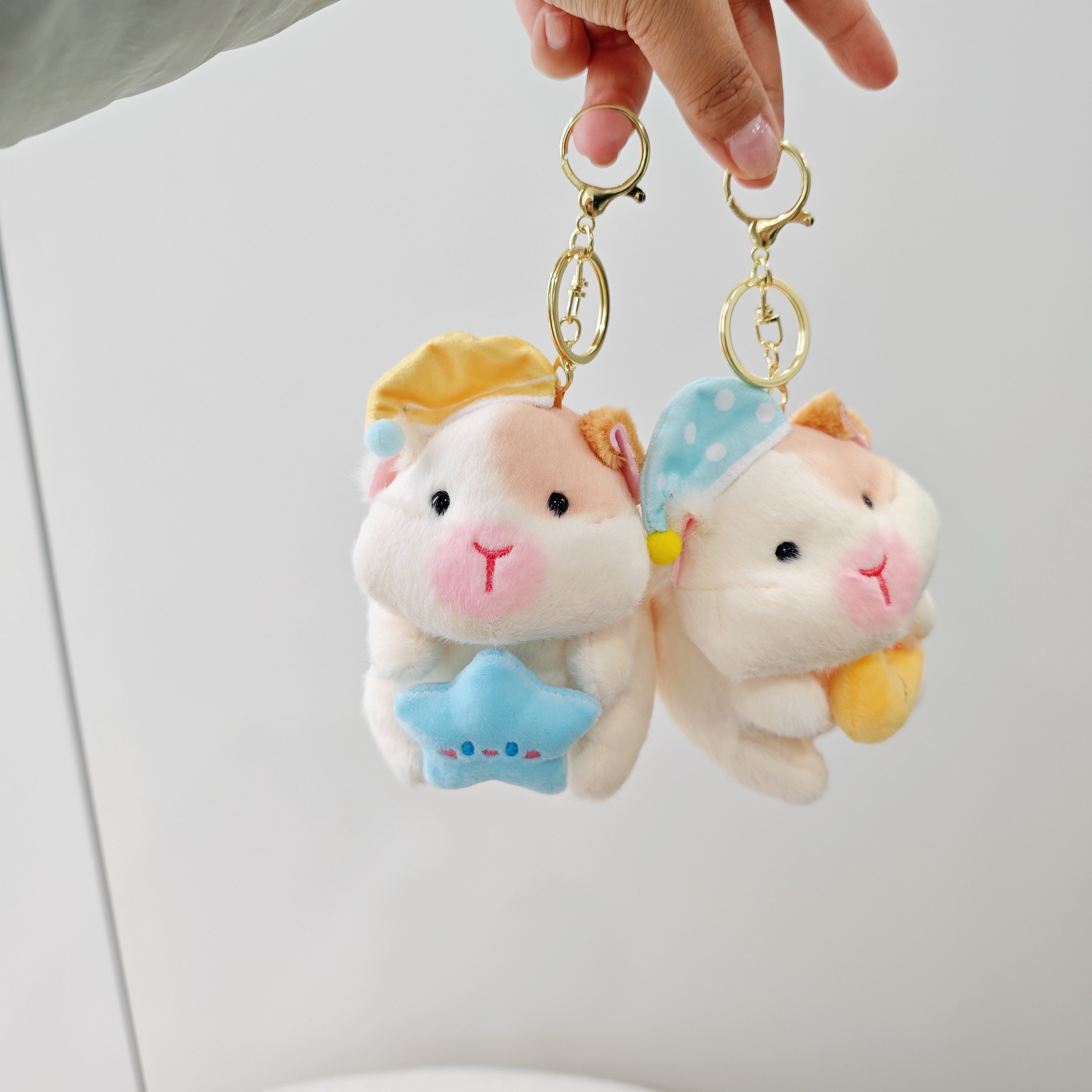 可爱多巴胺睡衣荷兰猪挂件小众丑萌仓鼠情侣闺蜜书包挂件车挂饰