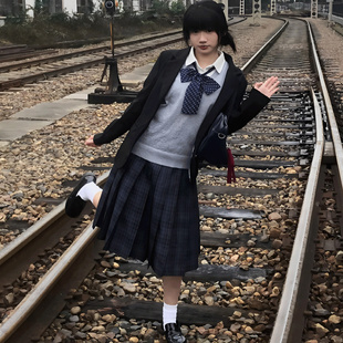 黑色西装西服上衣女秋冬叠穿校供感海苔jk格裙55cm半身裙制服套装